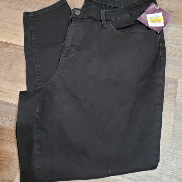 Ava & Viv Denim - 📌SOLD📌Black jeans